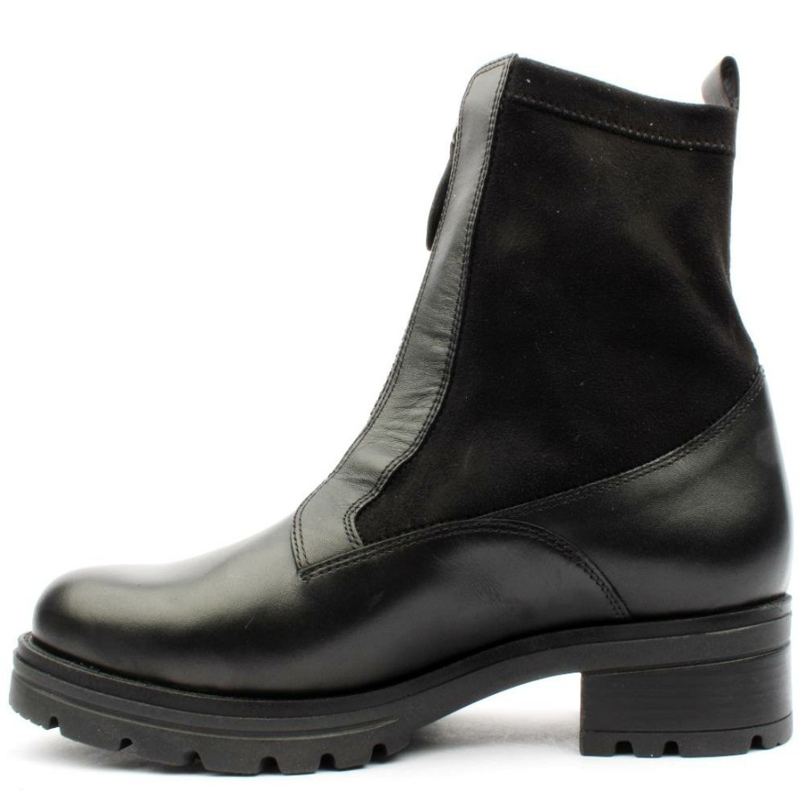 Women Gabor | 32782 Laced Boot - Black