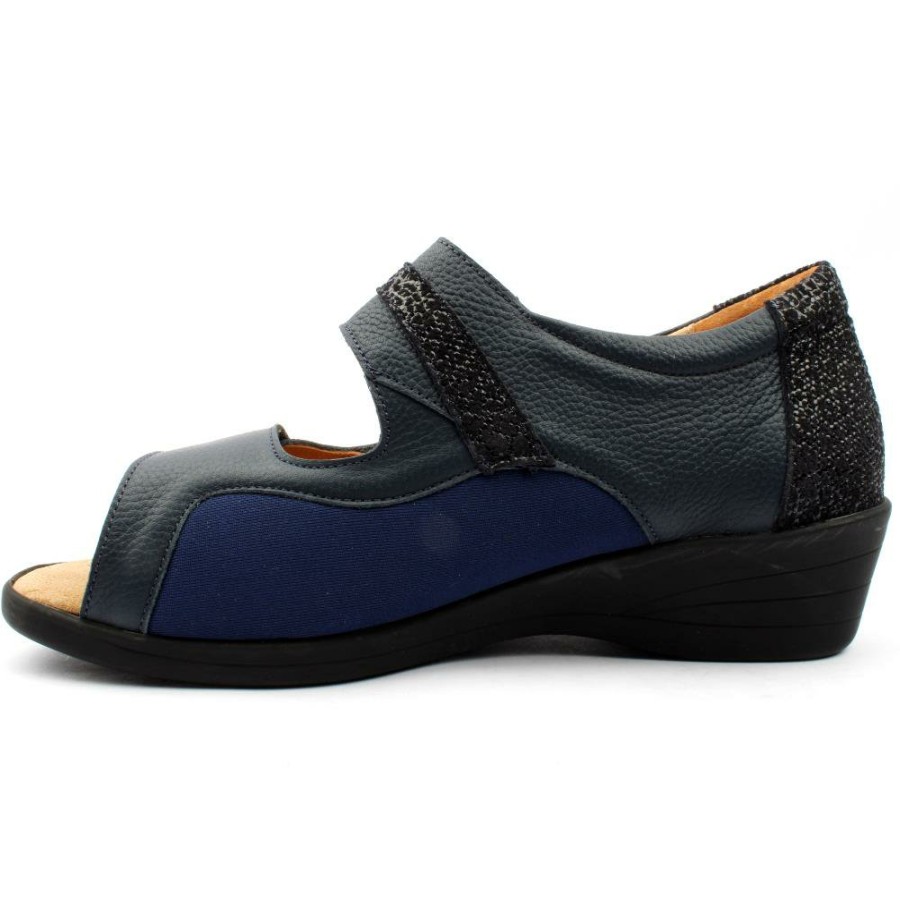 Women Softmode | Stacey Closed Heel Sandal - Navy Multi