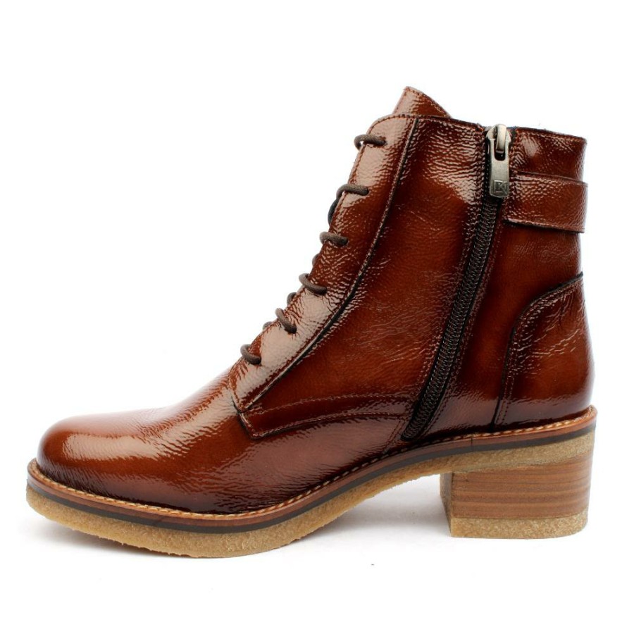 Women Fluchos | Laced Boot D8686 - Tan